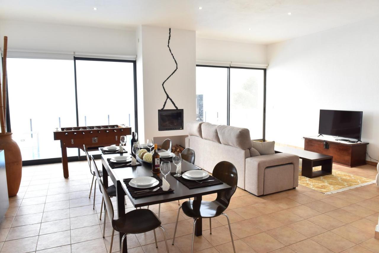 Charming Villa In Faja Da Ovelha With Private Pool Buitenkant foto